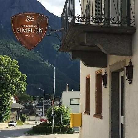 Hotel Gasthaus - Restaurant Simplon Va Hie Brig Zewnętrze zdjęcie